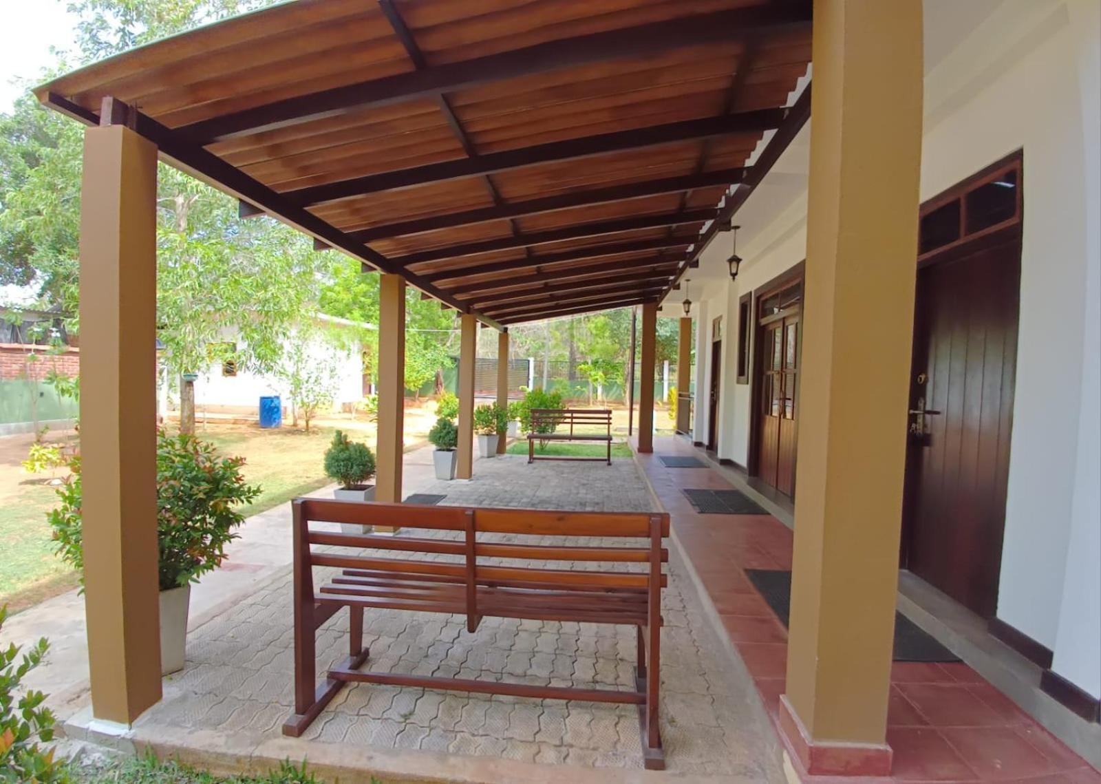 Forest Edge Villa Anuradhapura Exterior photo