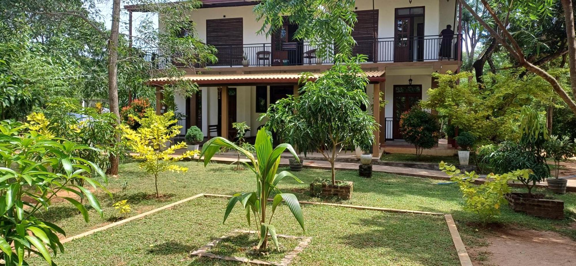 Forest Edge Villa Anuradhapura Exterior photo